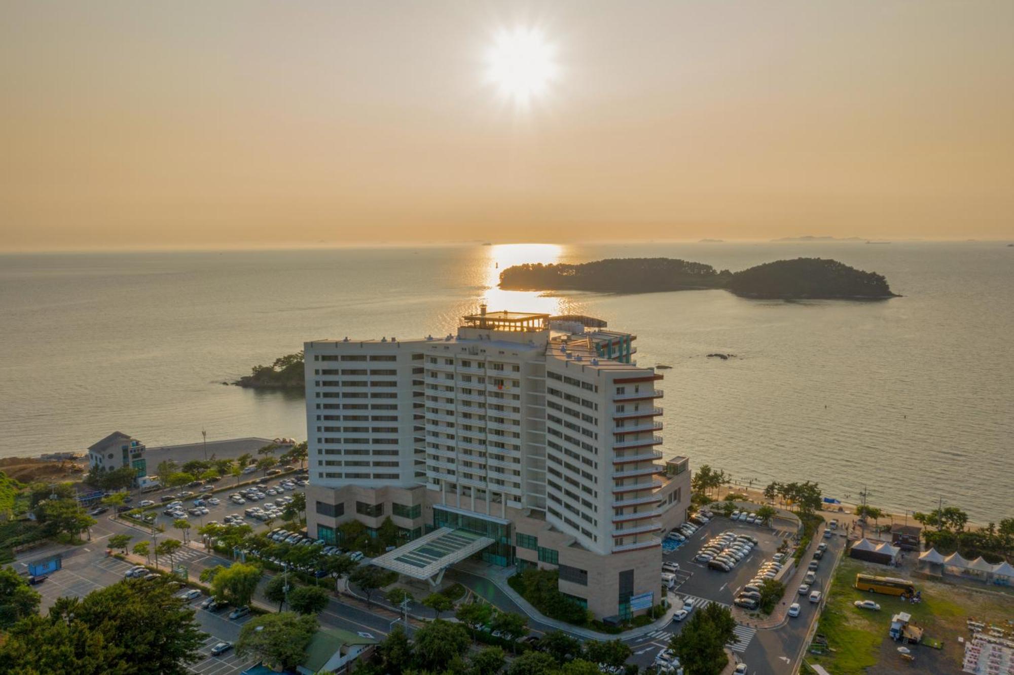 Beache Palace Hotel Boryeong Exterior photo